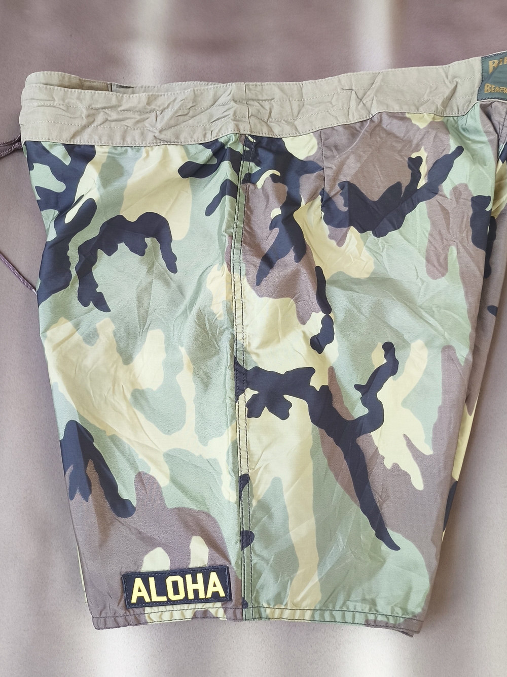 Birdwell Beaches Britches Camouflage Swim Trunks ALOHA Camo Santa Ana USA Siz 42